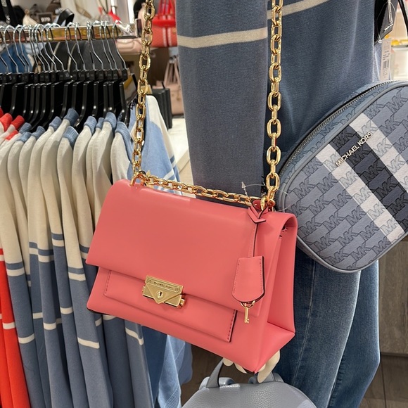 MICHAEL KORS
Cece Medium Faux Leather PKT Shoulder Satchel Crossbody Bag
NWT - Picture 2 of 16